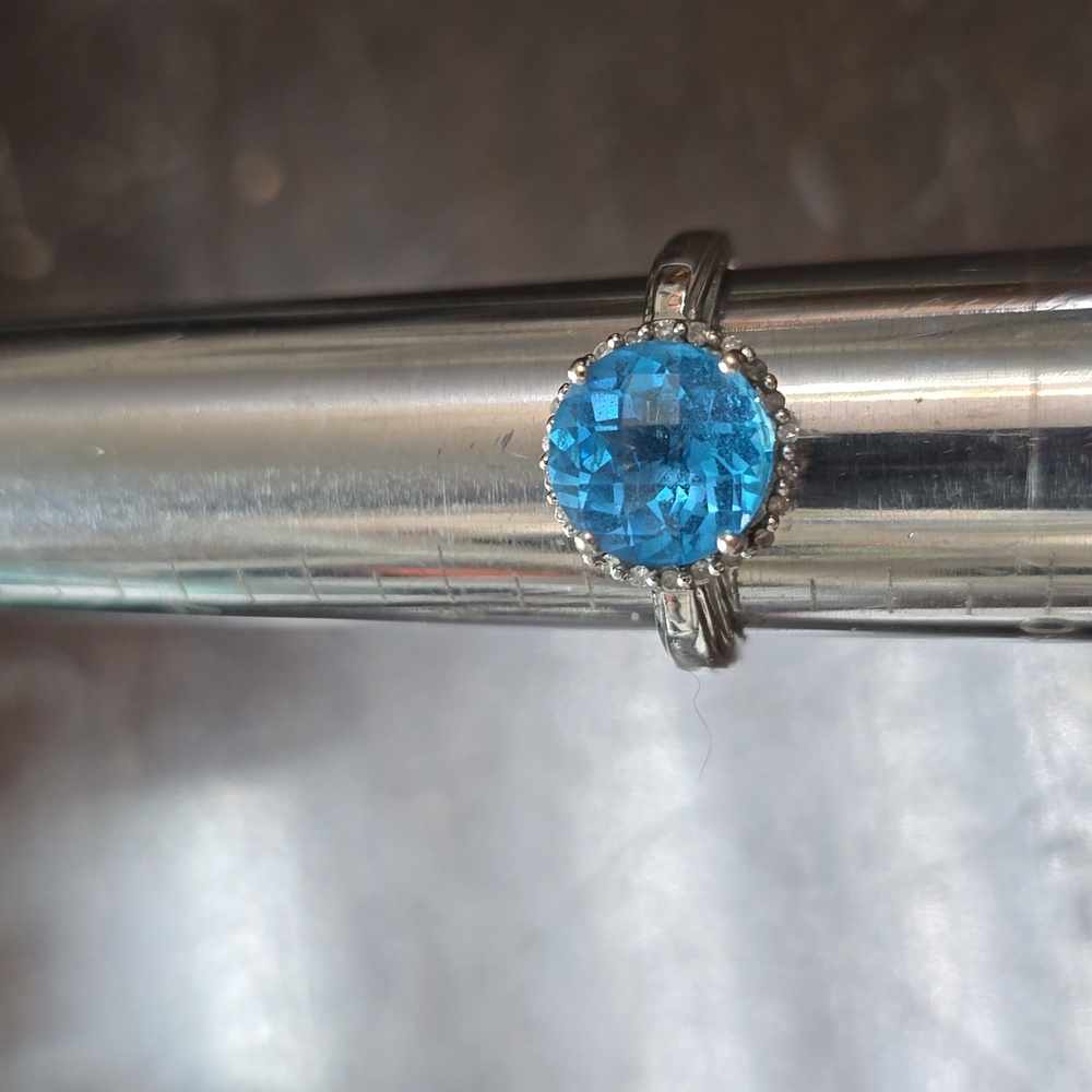 10k white gold Swiss topaz and diamond ring